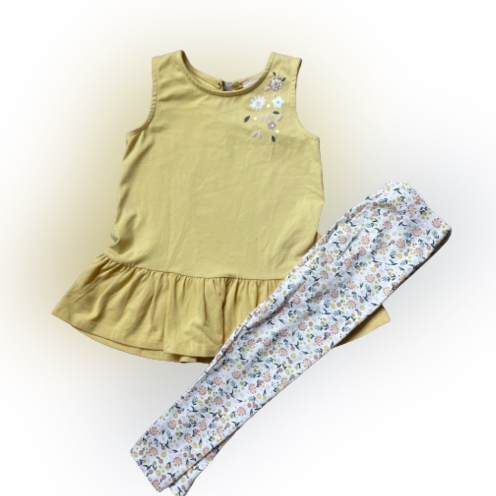 SAVANNAH OUTFIT NEW WITHOUT TAGS 3T